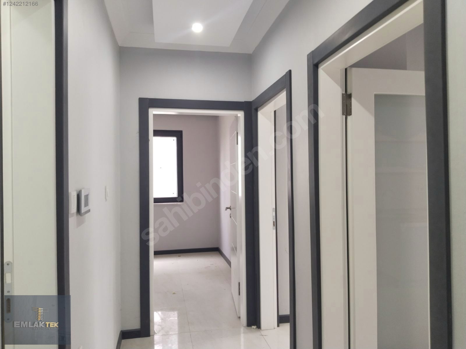 ÖMER EMLAKTAN UZPARK SİTESİNDE SATILIK 2+1 DAİRE