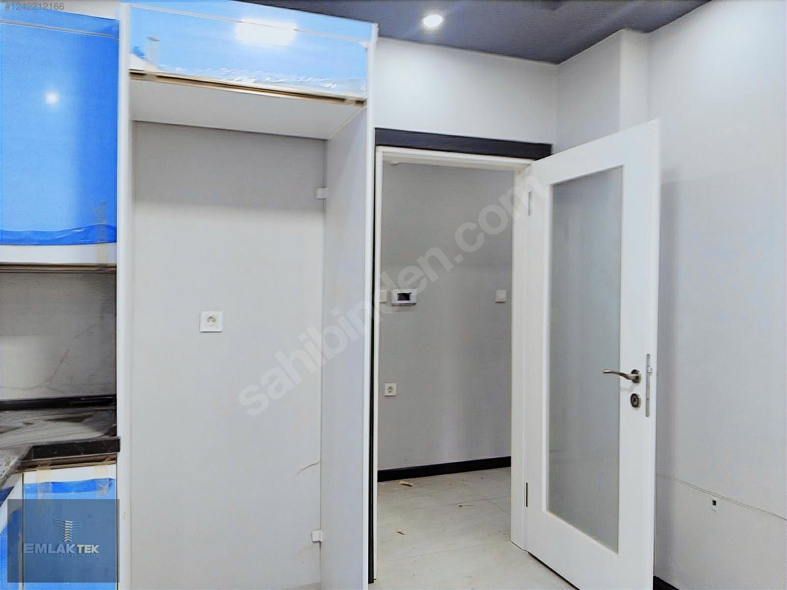 ÖMER EMLAKTAN UZPARK SİTESİNDE SATILIK 2+1 DAİRE