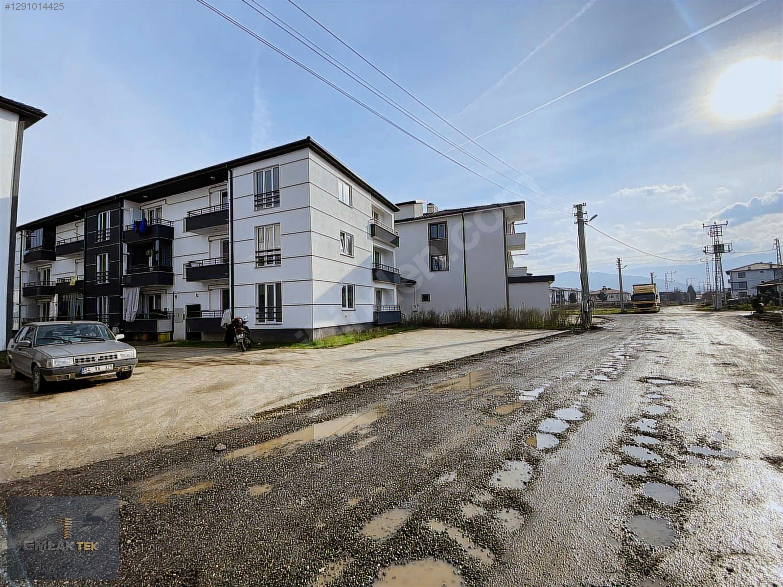 ÖMER EMLAKTAN YERDEN ISITMALI SATILIK 3+1 LÜKS DAİRE