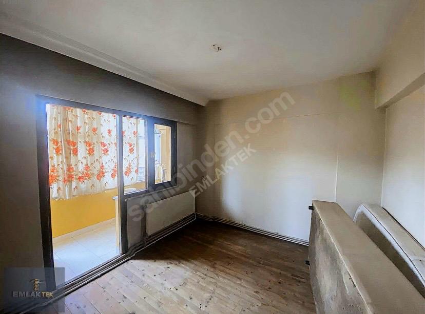 ÖMER EMLAKTAN ÇARŞI MERKEZE YAKIN KİRALIK 3+1 DAİRE