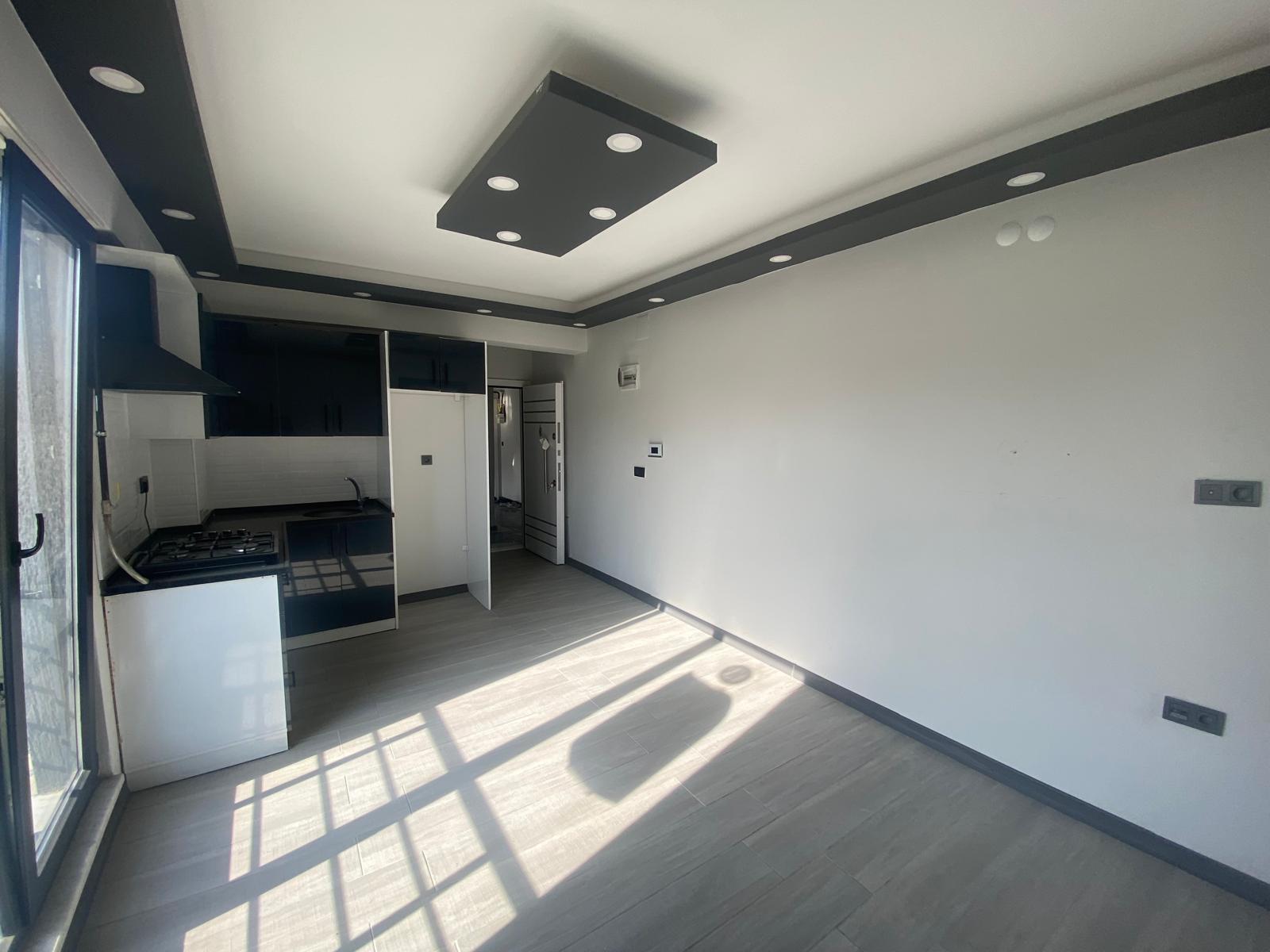 ÖMER EMLAKTAN ÜNİVERSİTEYE YAKIN KİRALIK 1+1 DAİRE