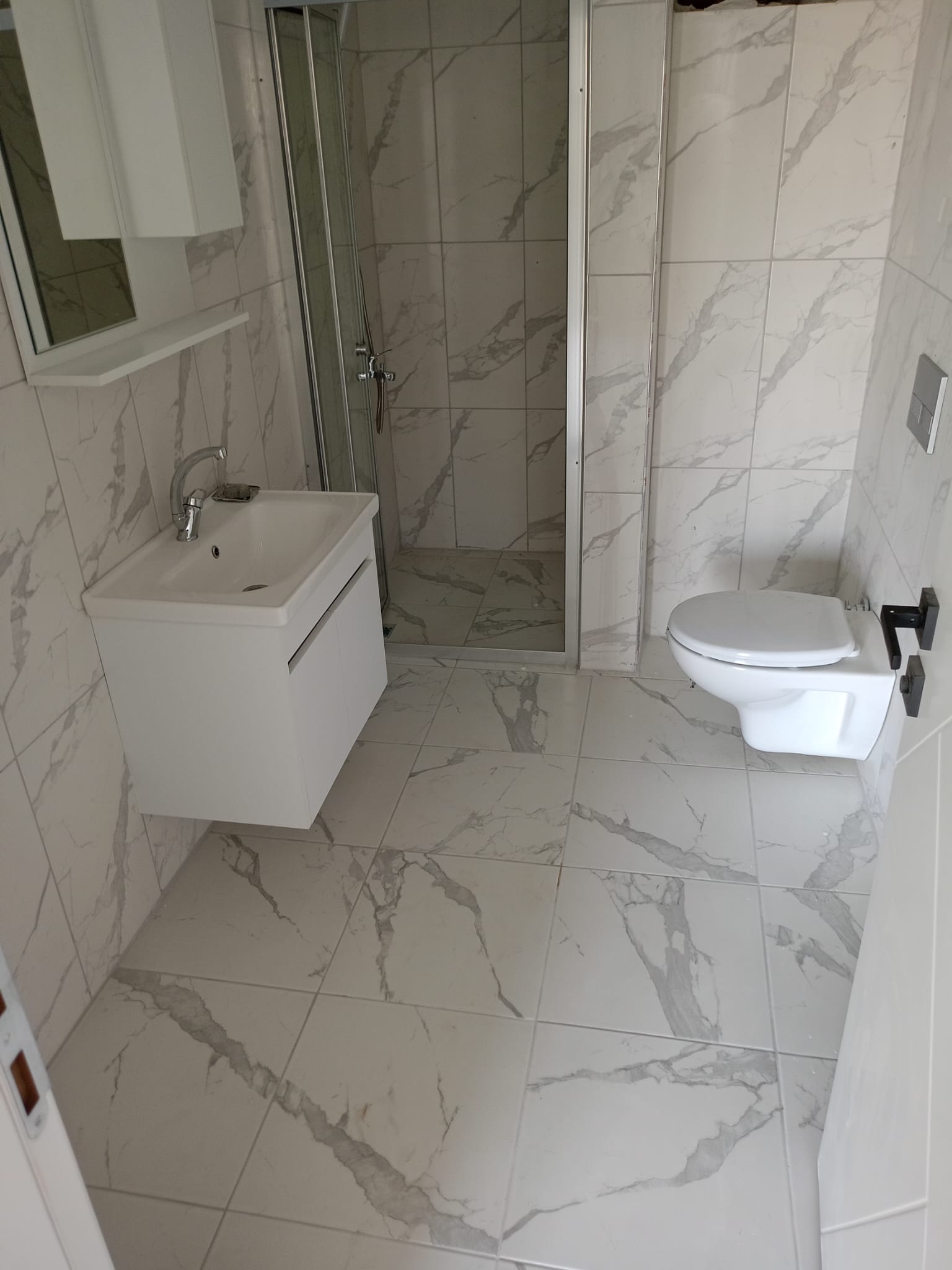 ÖMER EMLAKTAN SATILIK 1+1 LÜKS DAİRE