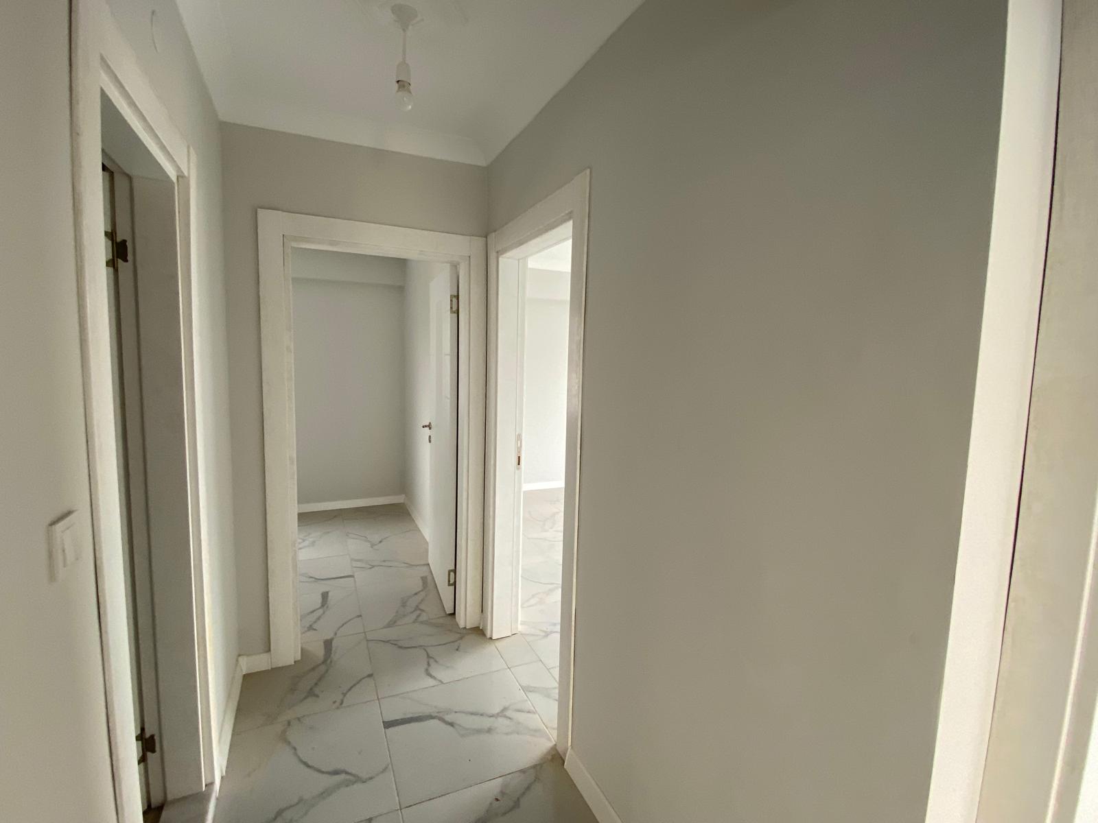 ÖMER EMLAKTAN YENİ MAHALLEDE 2+1 ORTA KAT DAİRE