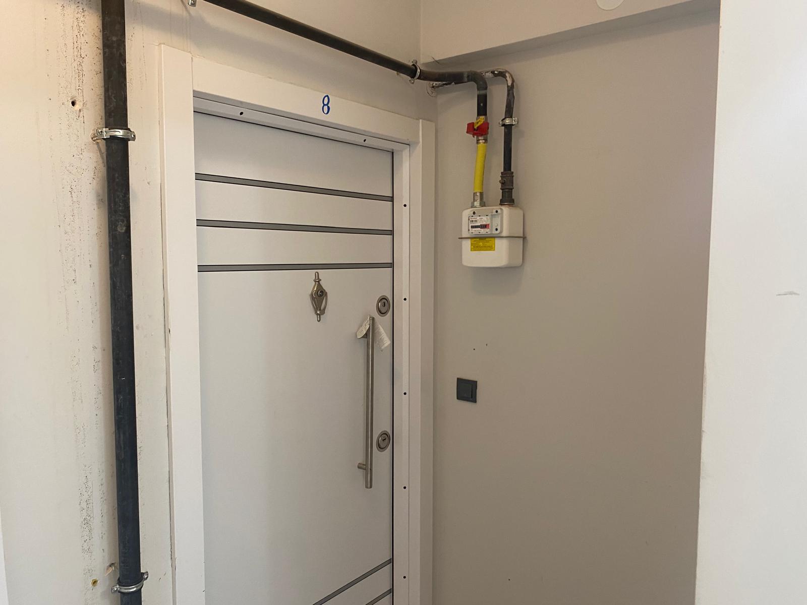 ÖMER EMLAKTAN ÜNİVERSİTEYE YAKIN KİRALIK 1+1 DAİRE