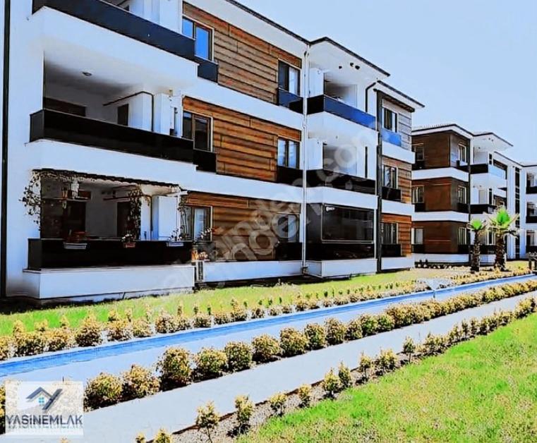 ÖMER EMLAKTAN UZPARK SİTESİNDE SATILIK 3+1 DAİRE