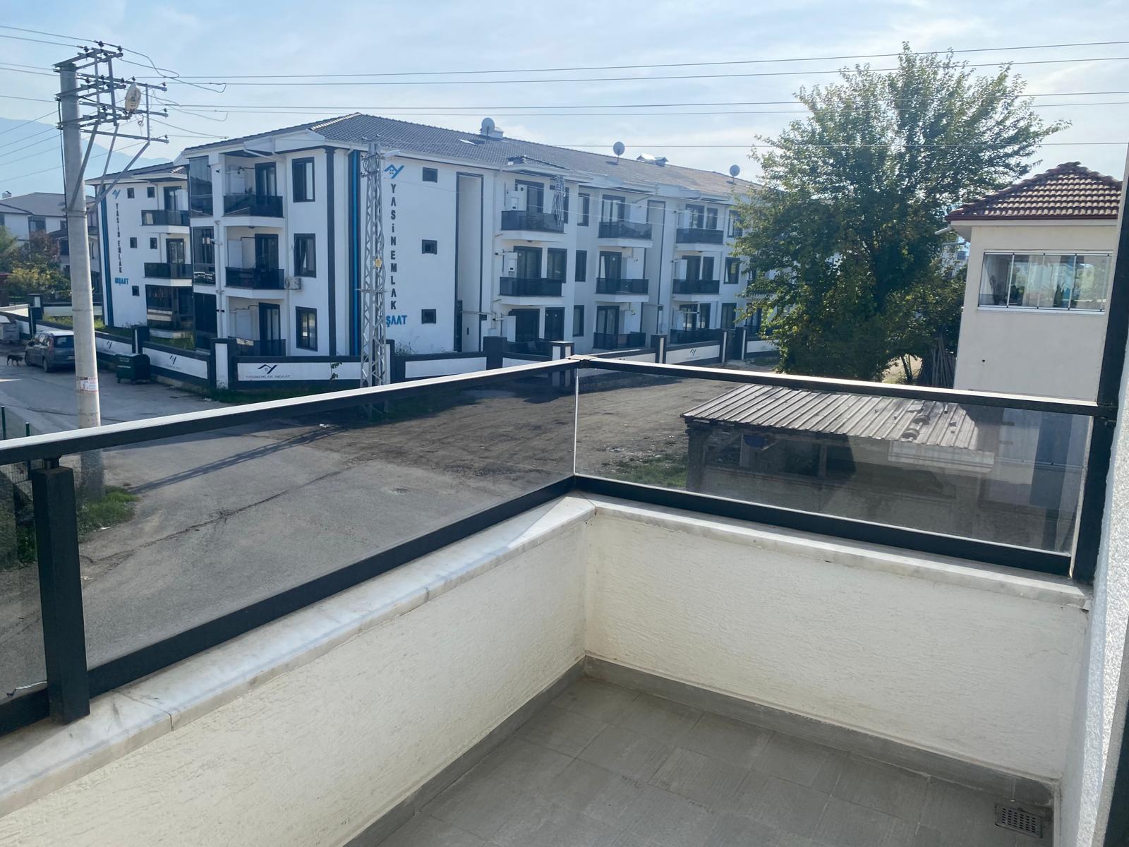 ÖMER EMLAKTAN ÜNİVERSİTEYE YAKIN KİRALIK 1+1 DAİRE