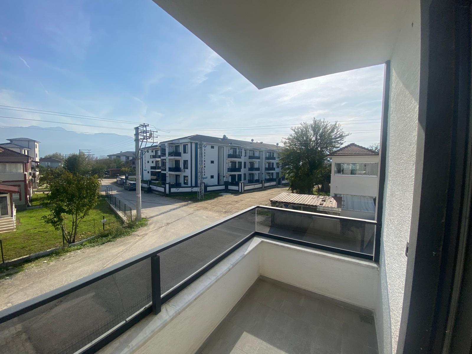 ÖMER EMLAKTAN ÜNİVERSİTEYE YAKIN KİRALIK 1+1 DAİRE