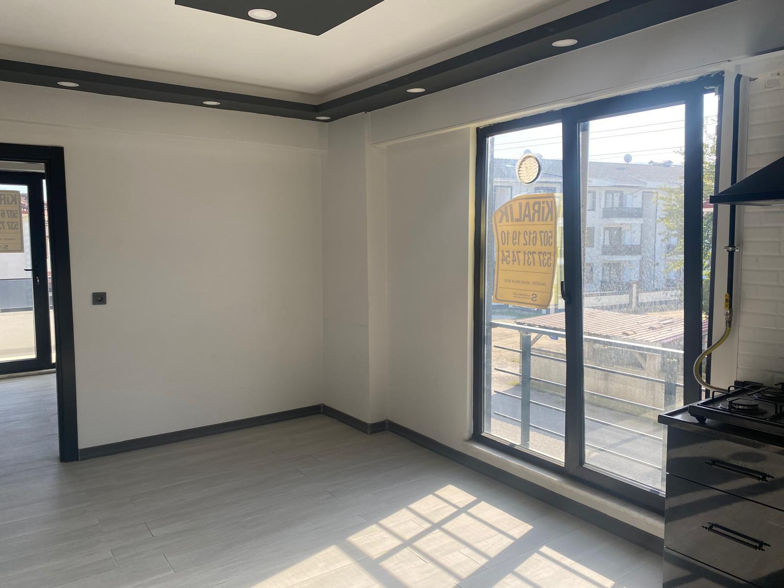 ÖMER EMLAKTAN ÜNİVERSİTEYE YAKIN KİRALIK 1+1 DAİRE