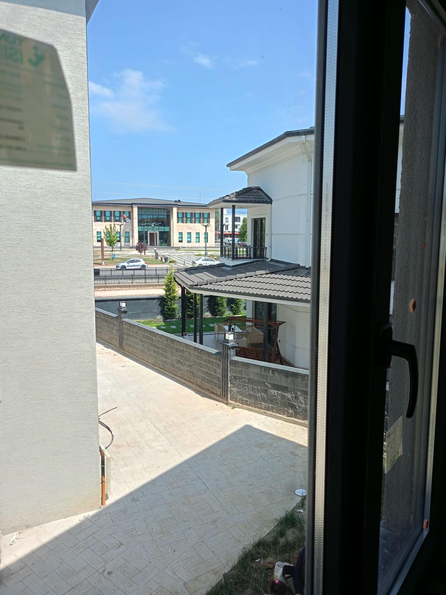 ÖMER EMLAKTAN SATILIK 1+1 LÜKS DAİRE