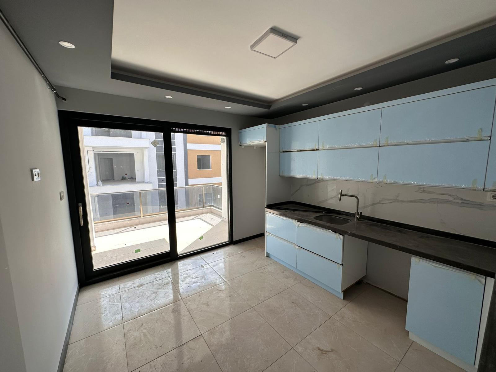 ÖMER EMLAKTAN UZPARK SİTESİNDE SATILIK 3+1 DAİRE