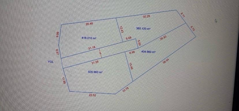 ÖMER EMLAKTAN YÖRÜKYERİ KÖYÜNDE İMARLI ARSA
