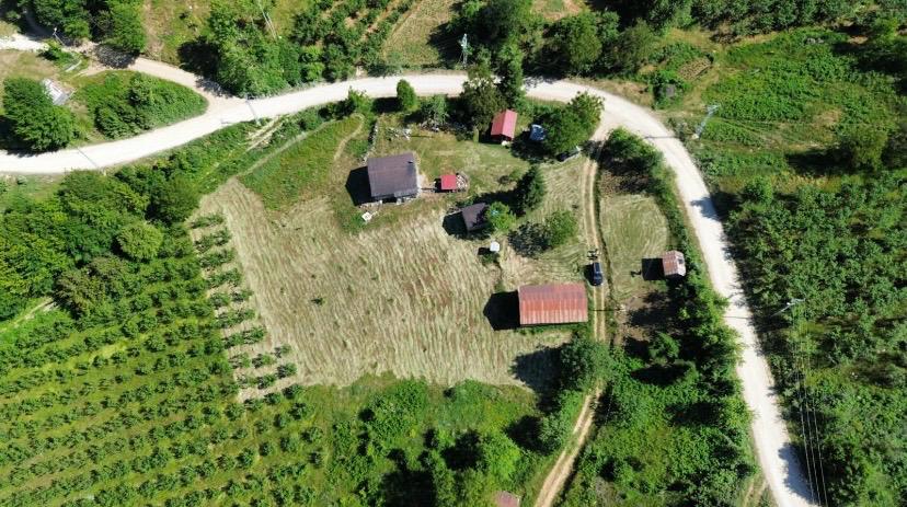 ÖMER EMLAKTAN YÖRÜKYERİ KÖYÜNDE İMARLI ARSA