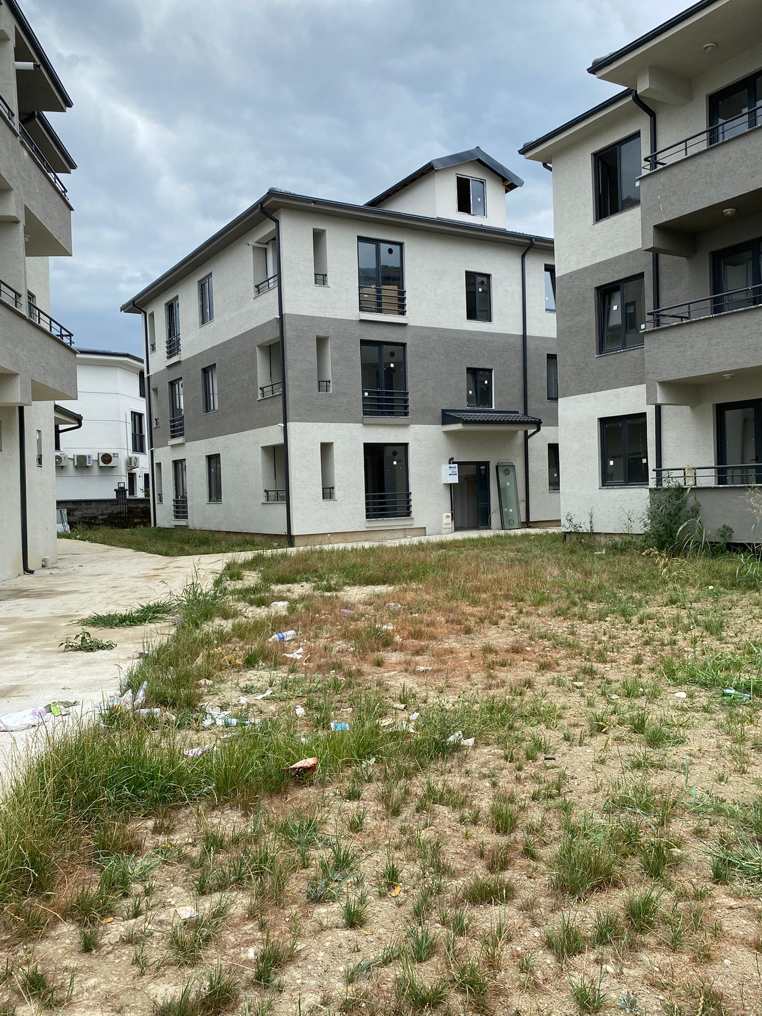 ÖMER EMLAKTAN SATILIK 1+1 LÜKS DAİRE