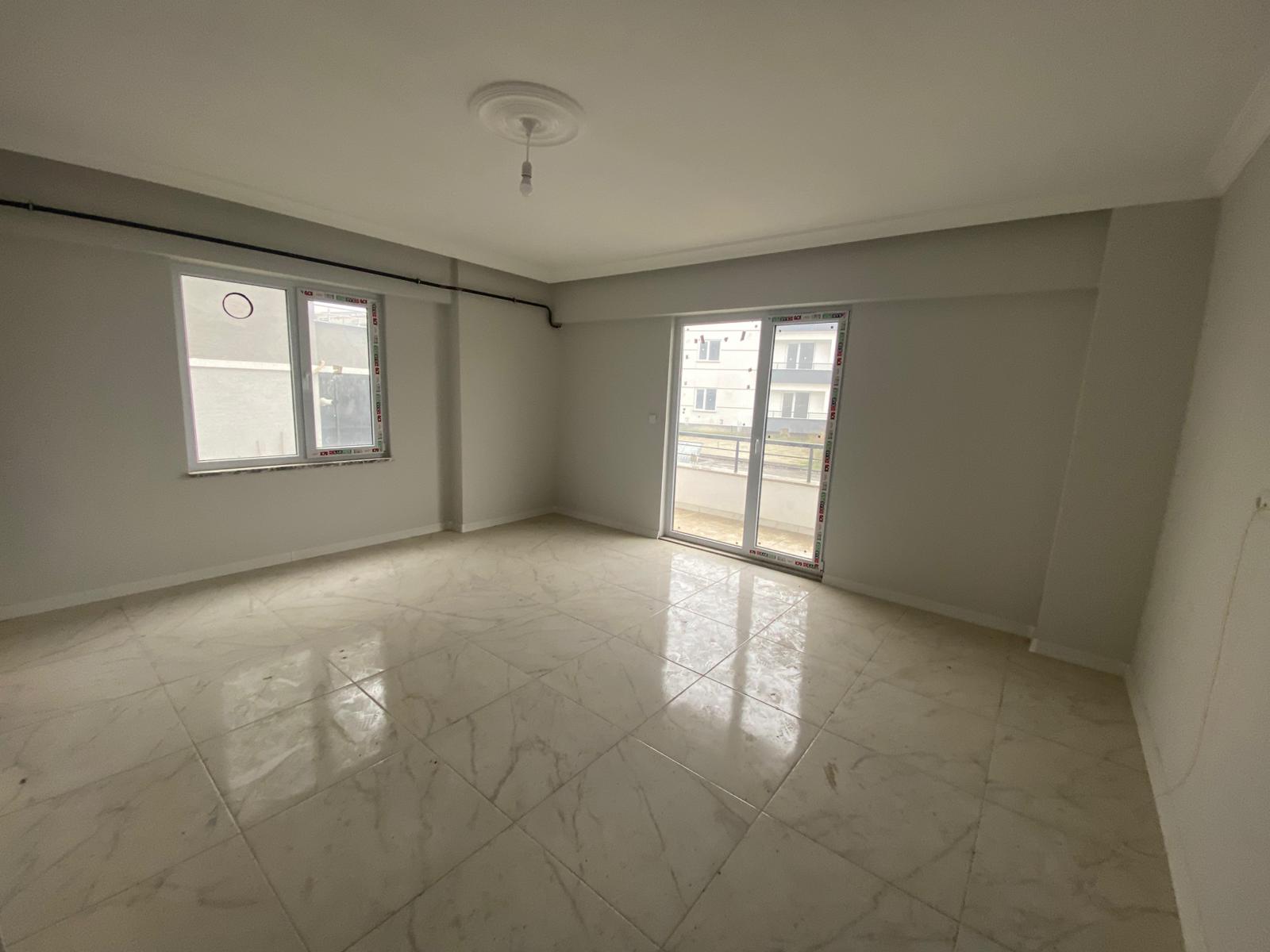 ÖMER EMLAKTAN KORİDORLU 75 M2 2+0 DAİRE