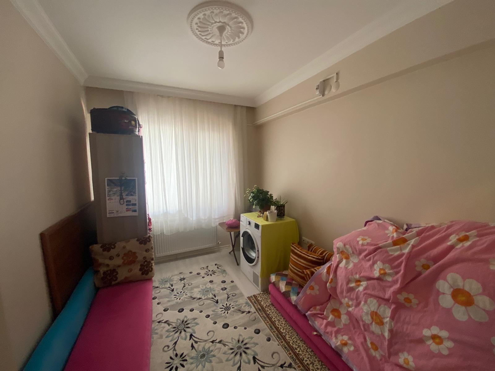 ÖMER EMLAKTAN SATILIK GENİŞ 3+1 DAİRE