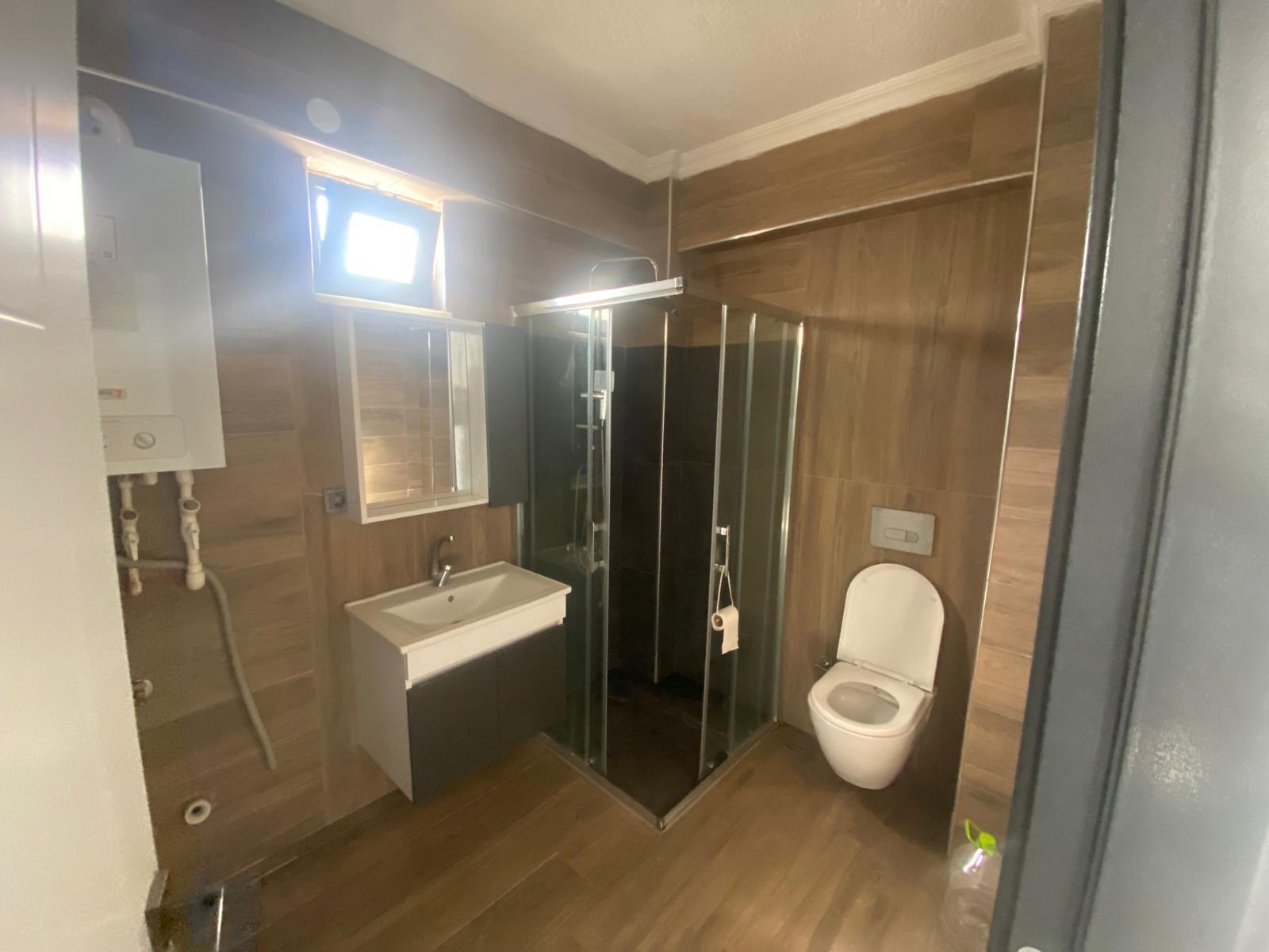 ÖMER EMLAKTAN ÜNİVERSİTEYE YAKIN KİRALIK 1+1 DAİRE