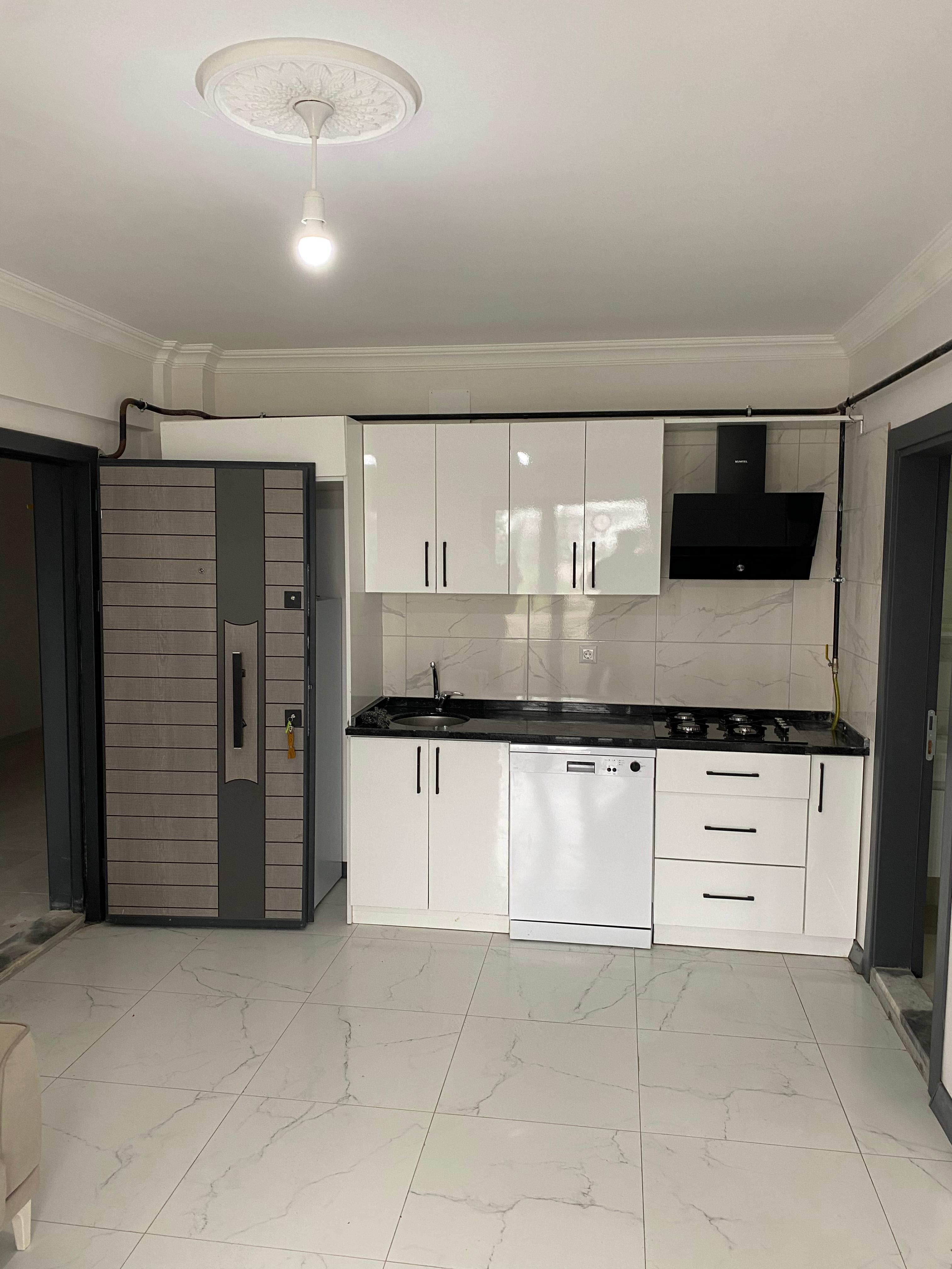 ÖMER EMLAKTAN KİRALIK EŞYALI SIFIR DAİRE