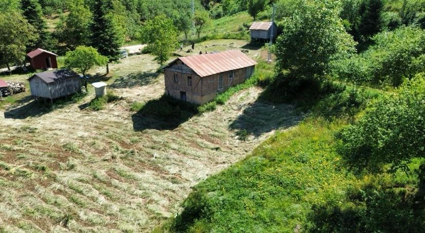 ÖMER EMLAKTAN YÖRÜKYERİ KÖYÜNDE İMARLI ARSA