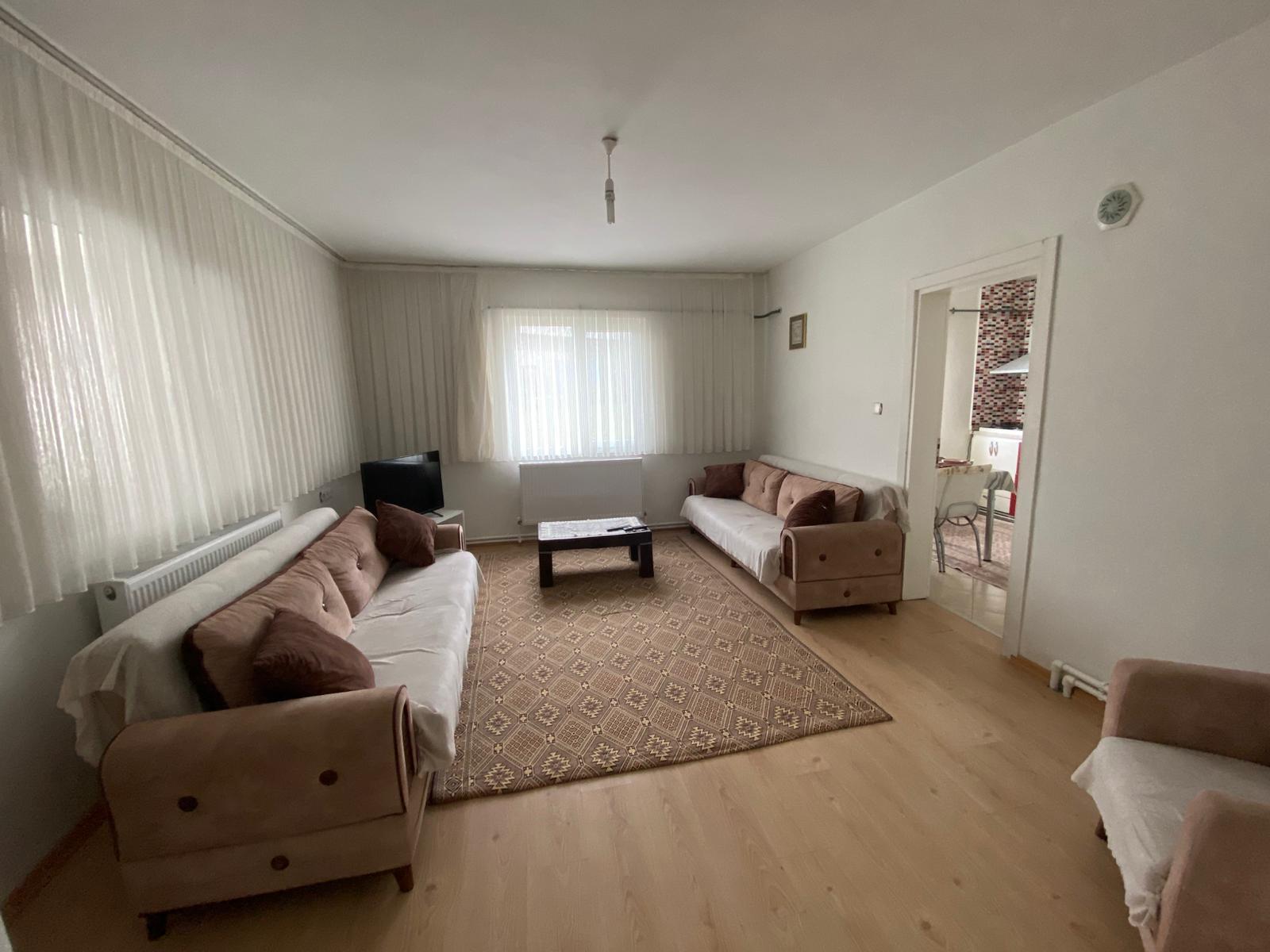 ÖMER EMLAKTAN KİRALIK EŞYALI MÜSTAKİL EV