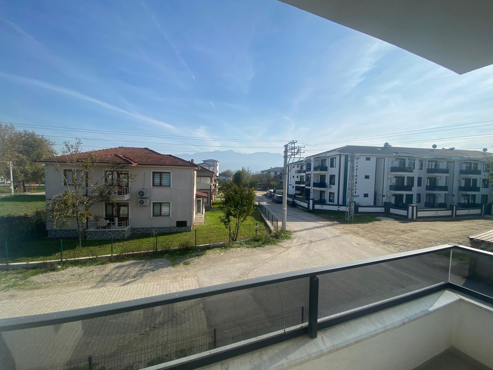 ÖMER EMLAKTAN ÜNİVERSİTEYE YAKIN KİRALIK 1+1 DAİRE