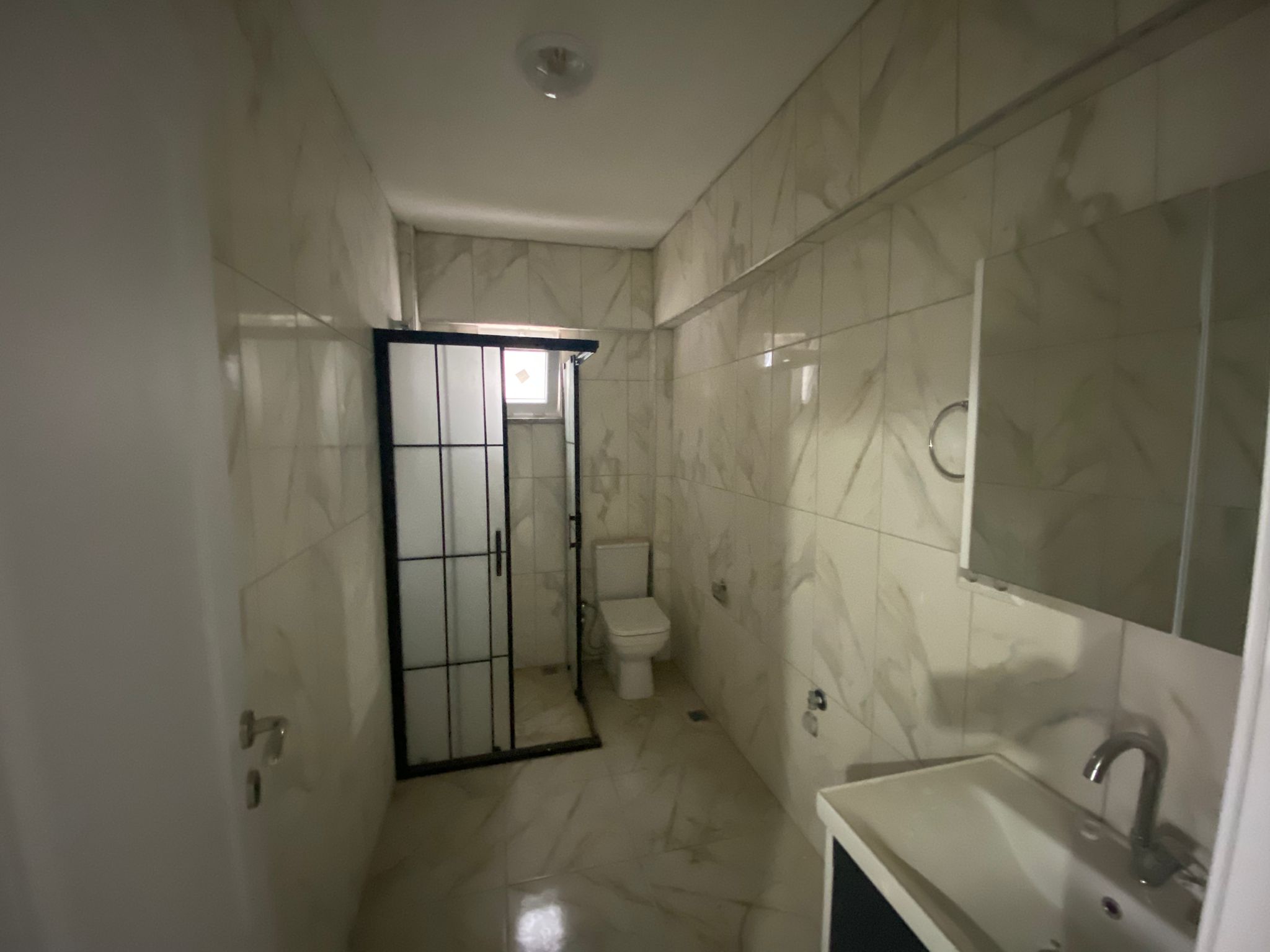 ÖMER EMLAKTAN KORİDORLU 75 M2 2+0 DAİRE