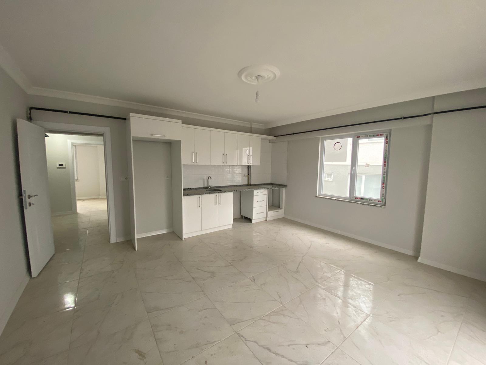 ÖMER EMLAKTAN KORİDORLU 75 M2 2+0 DAİRE