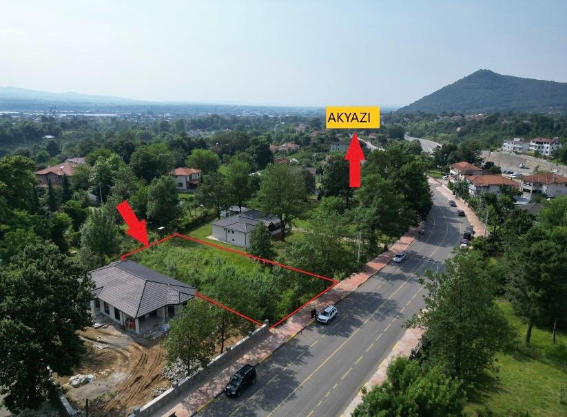 ÖMER EMLAKTAN KUZULUK'TA MANZARALI İMARLI ARSA VE EV